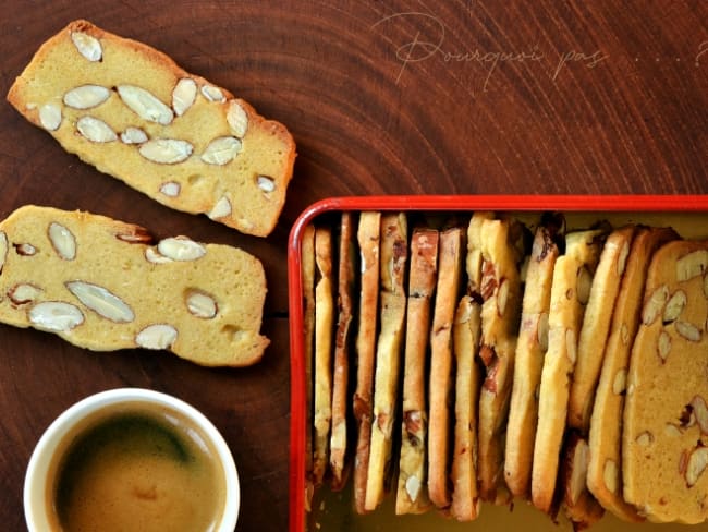 Biscuits fins, amandes, vanille