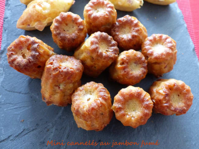 Mini cannelés au jambon fumé