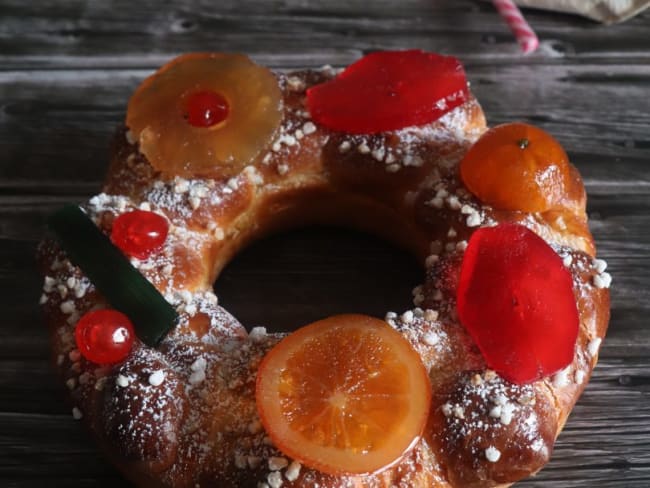 Couronne à l'orange et fruits confits pour l'épiphanie