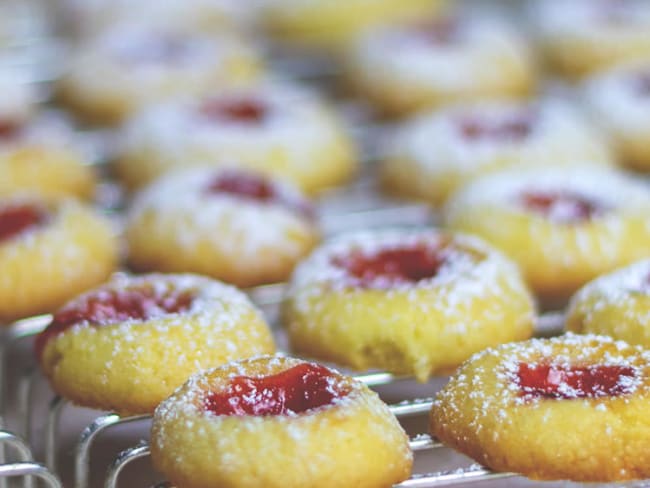 Biscuits à la confiture de fraise