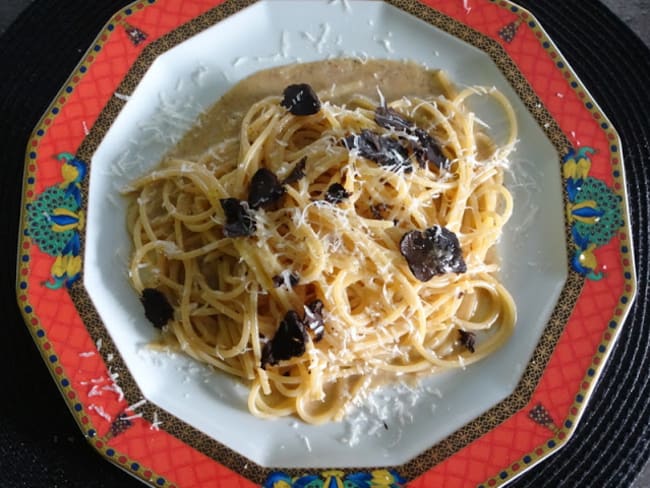 Pâtes "pici" aux truffes