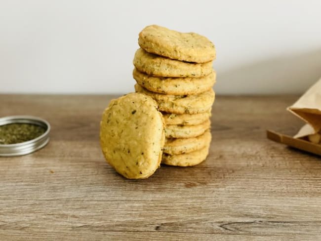 Sablés sablés parmesan et romarin pour l'apéro