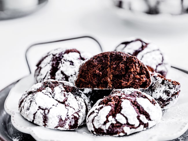 Crinkles au chocolat (biscuits craquelés au chocolat)