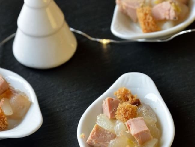Bouchée apéritive foie gras et poires