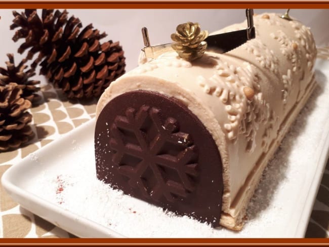 Bûche de noël abricot praliné