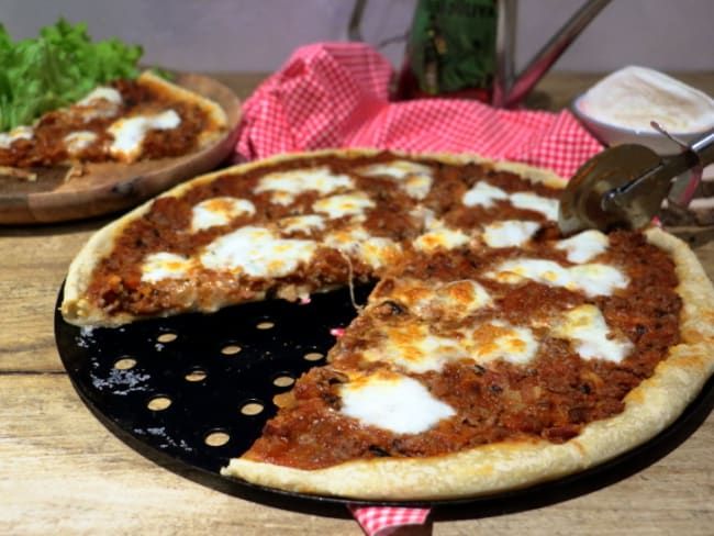 Pizza bolognaise maison