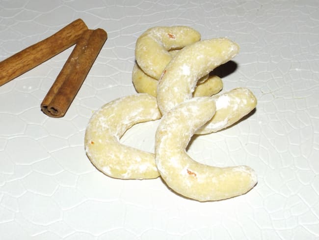 Petits fours grecs aux amandes, cannelle et zeste d’orange