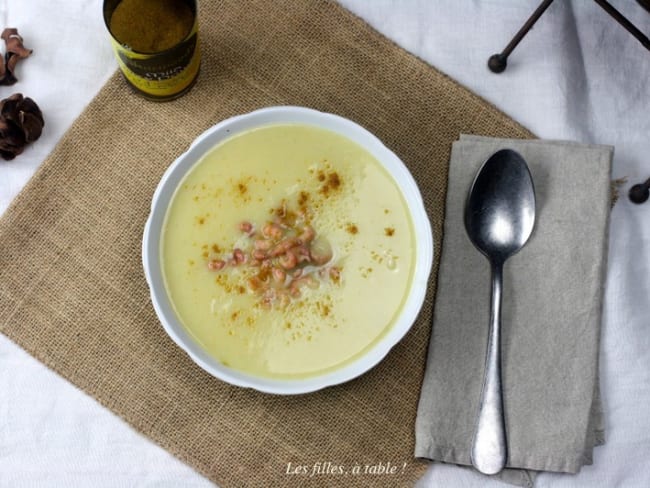 Velouté de céleri rave aux crevettes grises