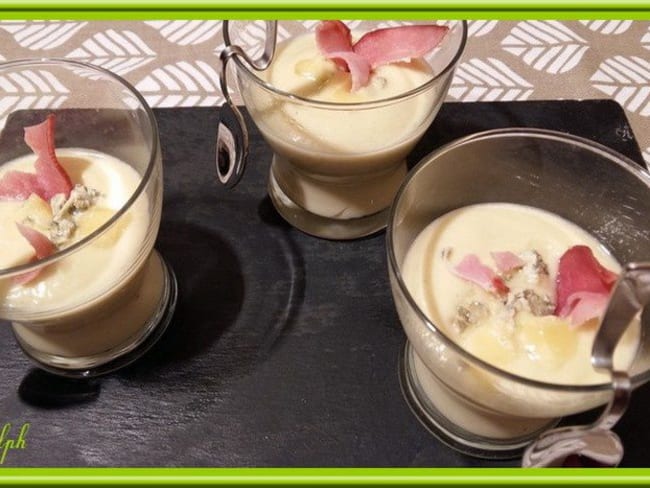 Velouté de chou-fleur à la fourme persillée