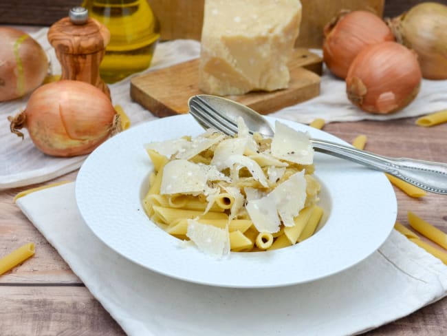 Pâtes aux oignons : rapide, facile et bon !