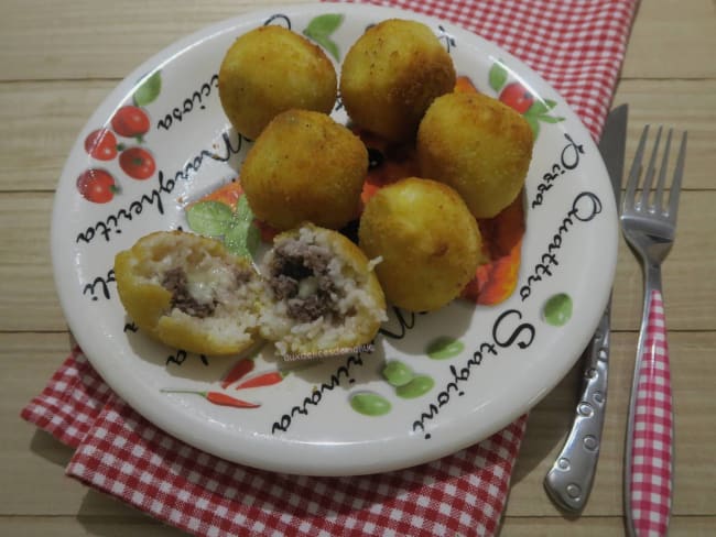 Croquettes de riz au boeuf et pecorino