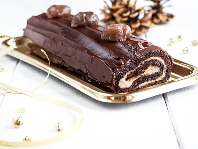 Bûche de Noël au chocolat et aux marrons