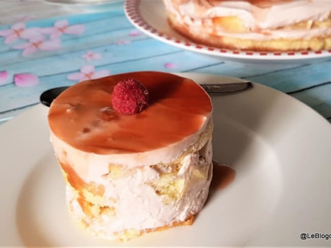 Gâteau aux gelée de coings et biscuit express