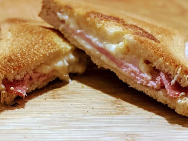 Croque-Monsieur simple et rapide sans Béchamel