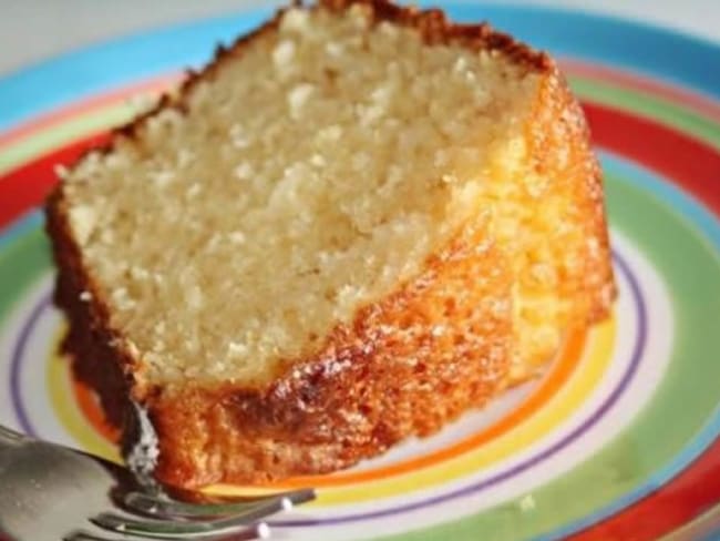 Gâteau au yaourt et noix de coco