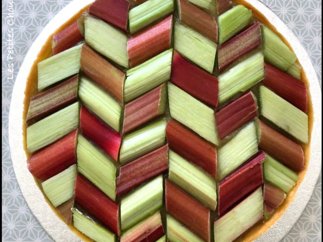 Tarte géométrique à la rhubarbe