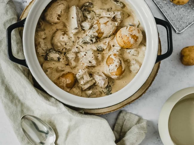 Cocotte de jackfruit, pommes de terre grenaille et morilles : une délicieuse recette vegan