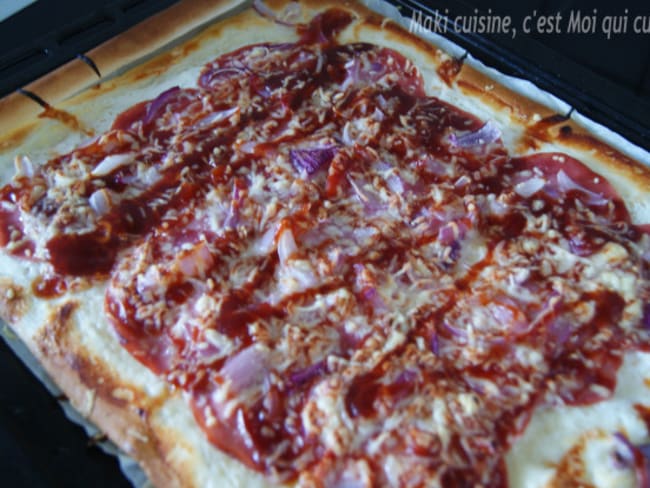Pizza bacon et barbecue