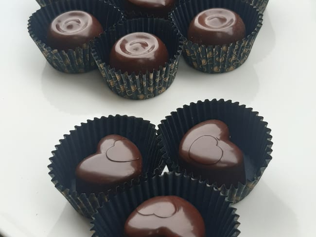 Mon assortiment de bonbons de chocolat fourrés (gianduja, praliné et ganache)