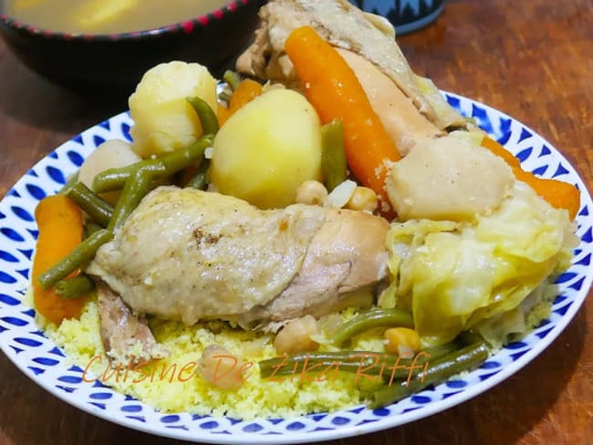 Couscous algérien au poulet et navets en sauce blanche