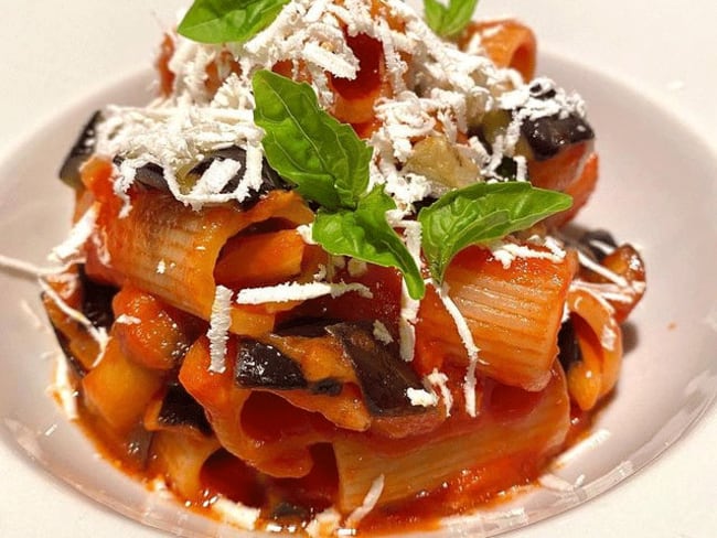 Pasta alla norma : pâtes siciliennes aux aubergines