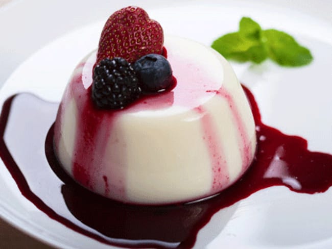 Panna Cotta aux Fruits Rouges