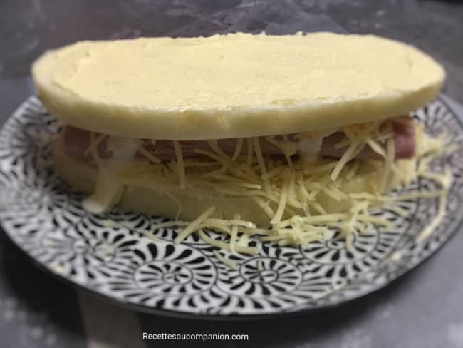 Croque monsieur et son pain de mie sans croûte fait maison