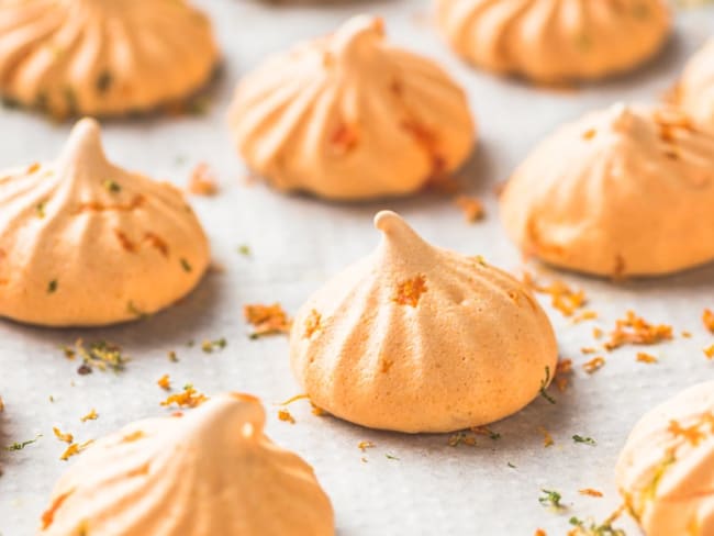 Meringues à l'orange et au citron vert