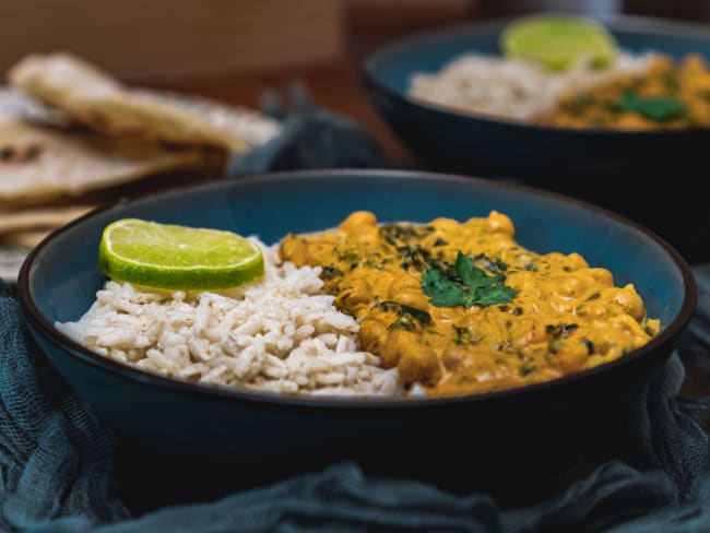 Curry de pois chiches épinards et riz complet