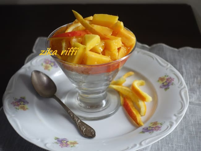 SALADE DE FRUITS - MANGUES ET MELON EN VERRINES