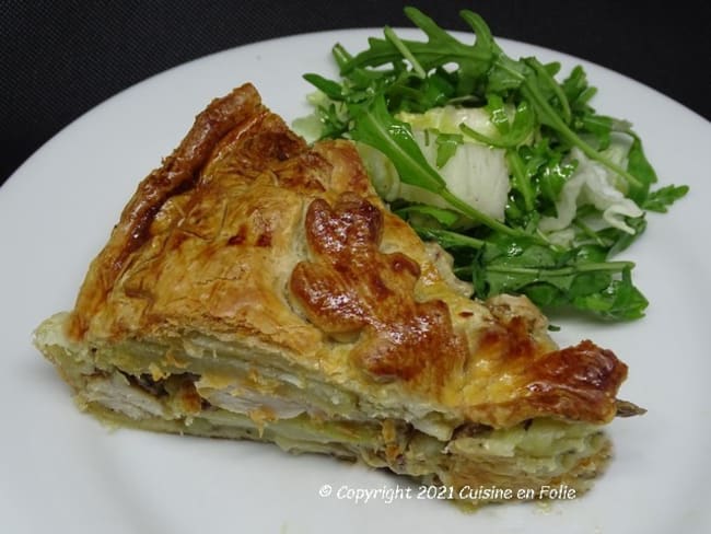 Tourte au poulet, cèpes séchés, pommes de terre et moutarde à l'ancienne