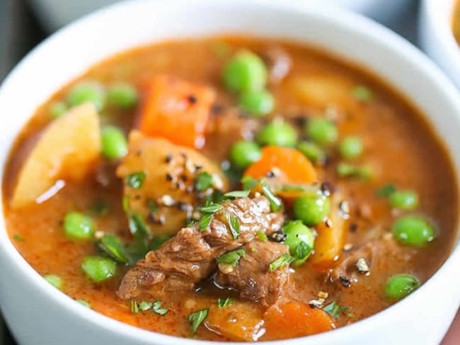 Boeuf aux carottes et petits pois : une délicieuse recette très facile