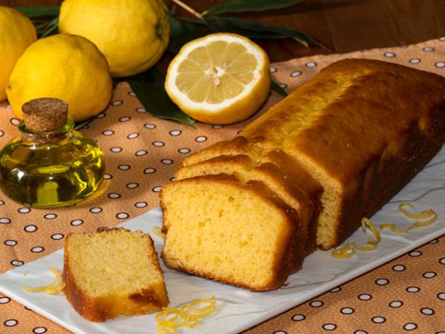 Cake au citron de Menton, à l'huile d'olive