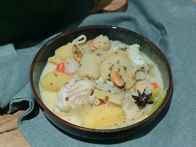 Pot-au-feu de la mer en cocotte