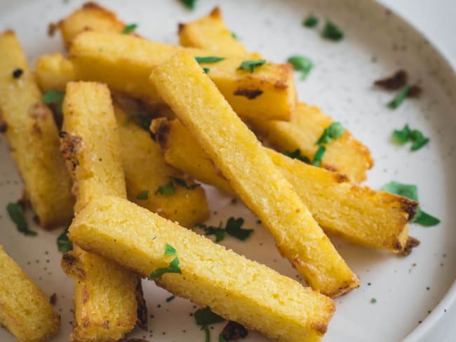 Frites de polenta au four