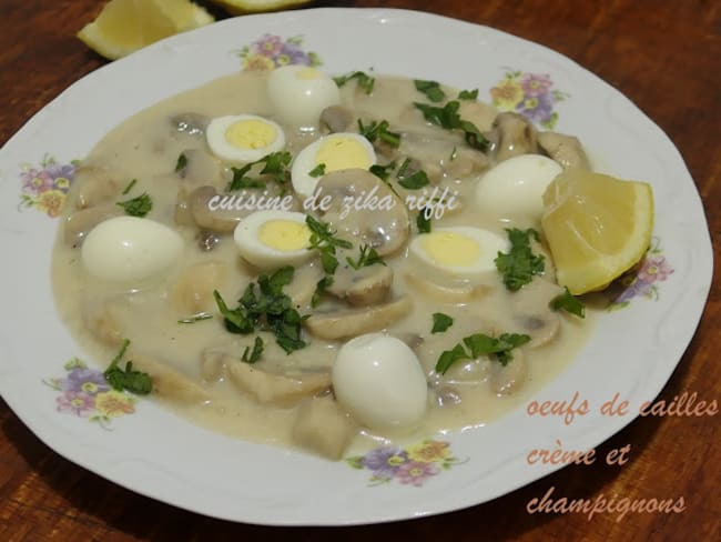 ŒUFS DE CAILLE AUX CHAMPIGNONS ET A LA CRÈME SAUCE AU CITRON