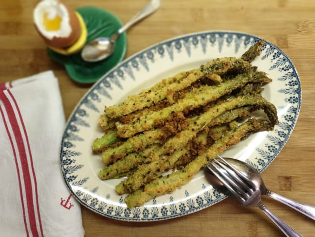 Asperges vertes panées au four