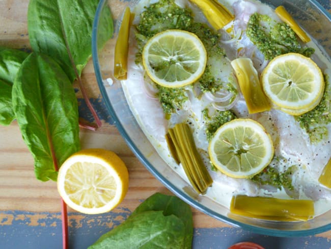 Dos d’églefin au pesto d'oseille, citron et poireau