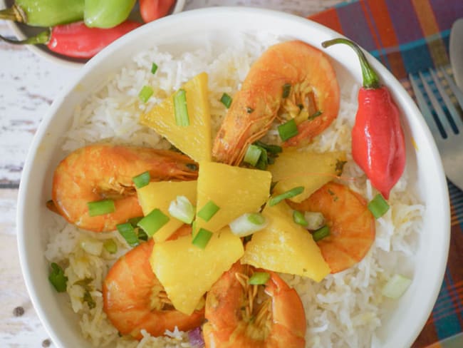 Colombo de crevettes antillais à l'ananas : facile et savoureux