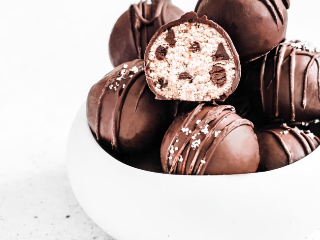 Truffes chocolat flocons d'avoines et amandes healthy