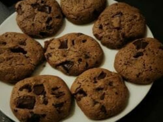 Cookies aux pépites de chocolat et beurre de cacahuète. Recette facile