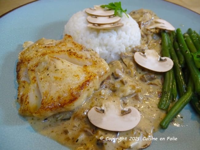 Dos de cabillaud sauce Madère et champignons