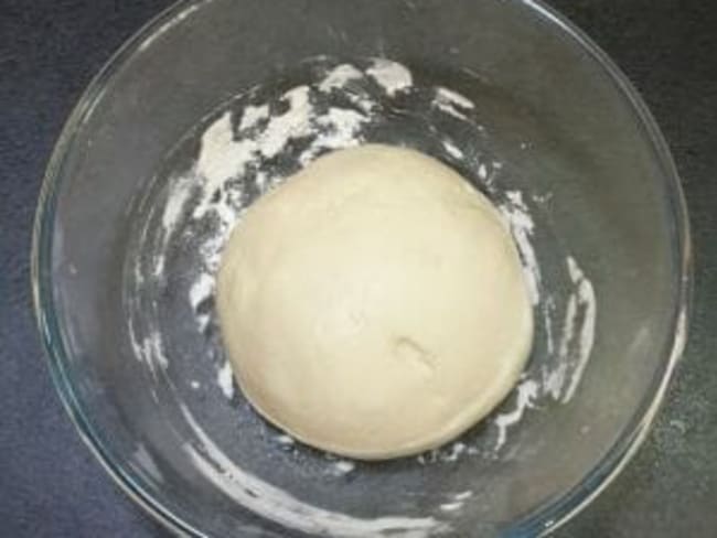 Recette d'une pâte à pizza maison. Pour des pizzas gourmandes