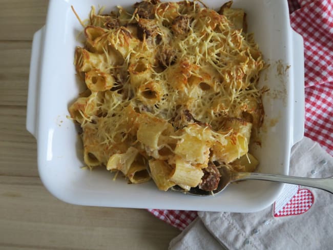 Gratin de pâtes aux merguez et béchamel