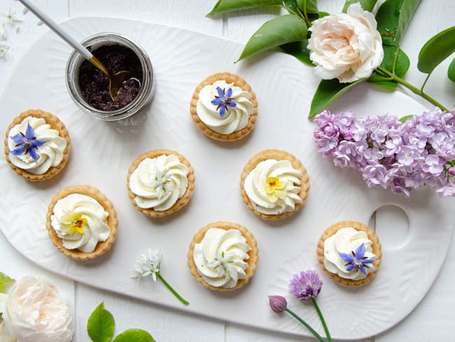 Mini tartelettes chantilly au chèvre et olives