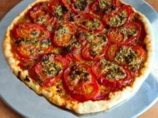 Tarte à la tomate et au pesto