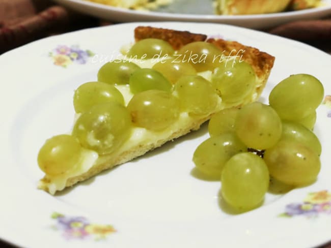 Tarte aux raisins muscat de la treille et à la crème amandine