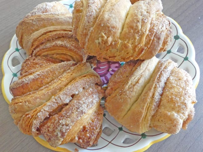 Franzbrötchen ou petits pains à la cannelle