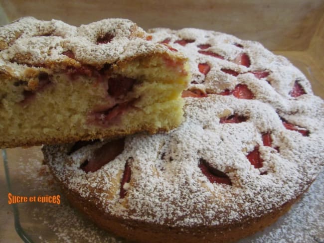 Gâteau moelleux aux fraises