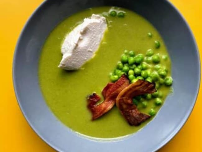 Recette Velouté de cosses de petits pois avec ricotta et poitrine fumée